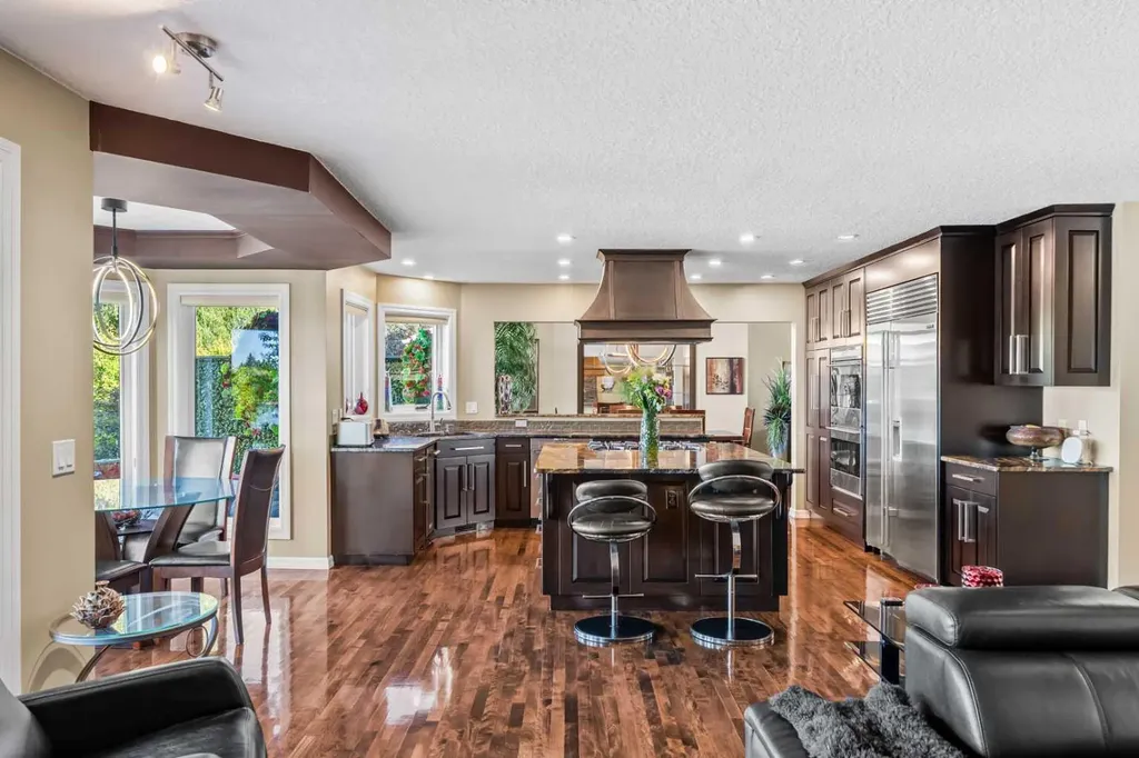 85 Sunset Way SE Calgary AB T2X 3C1