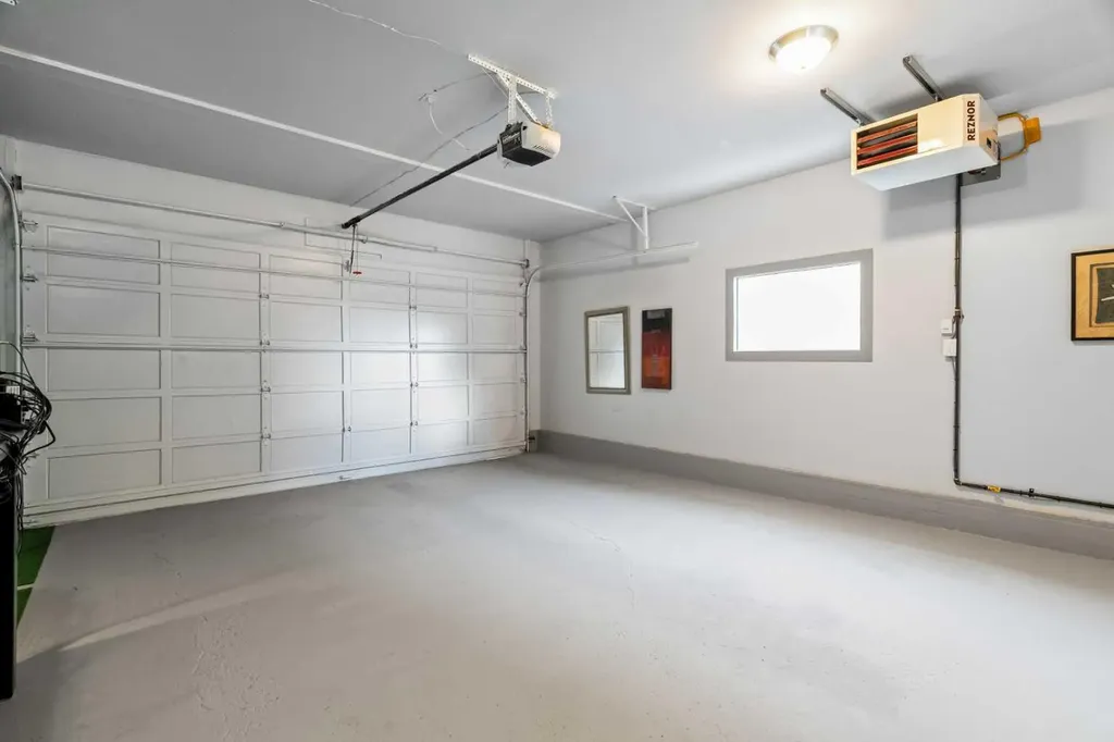 85 Sunset Way SE Calgary AB T2X 3C1
