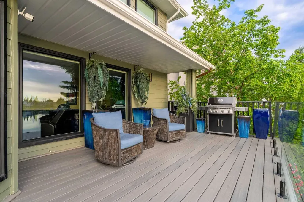 85 Sunset Way SE Calgary AB T2X 3C1