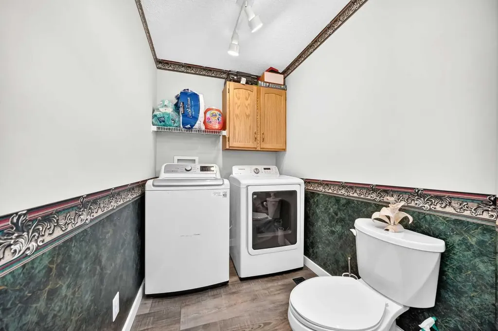 92 San Diego Green NE Calgary AB T1Y 7C5