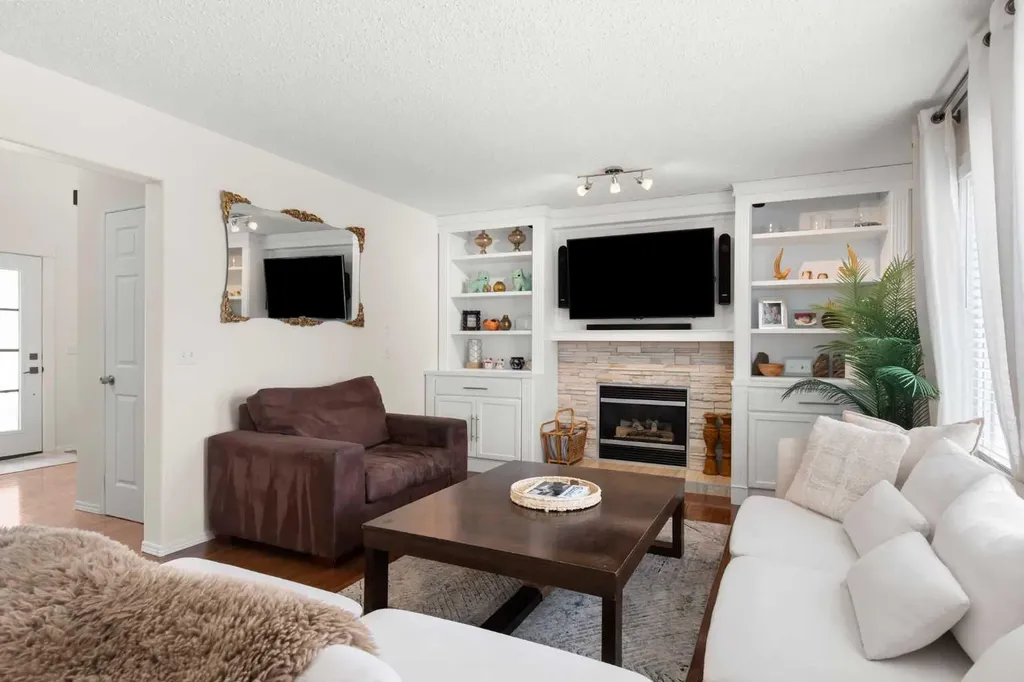 73 Storrs Crescent SE Medicine Hat AB T1B 4J3