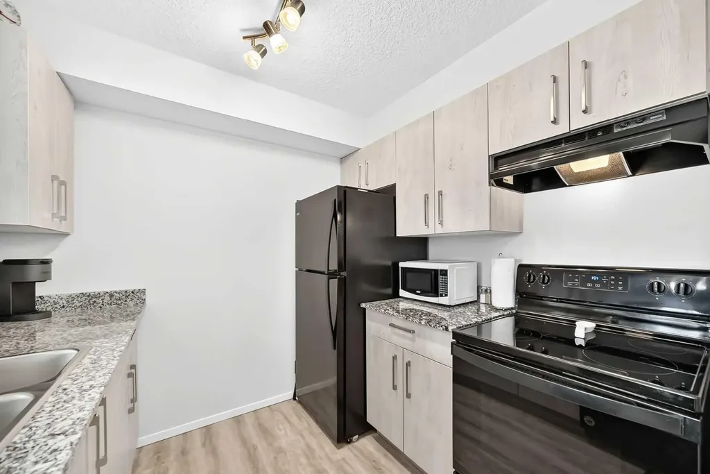 4641 128 Avenue NE Calgary AB T3N 1T4