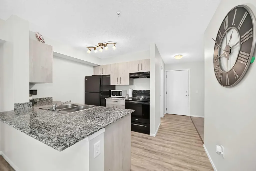 4641 128 Avenue NE Calgary AB T3N 1T4