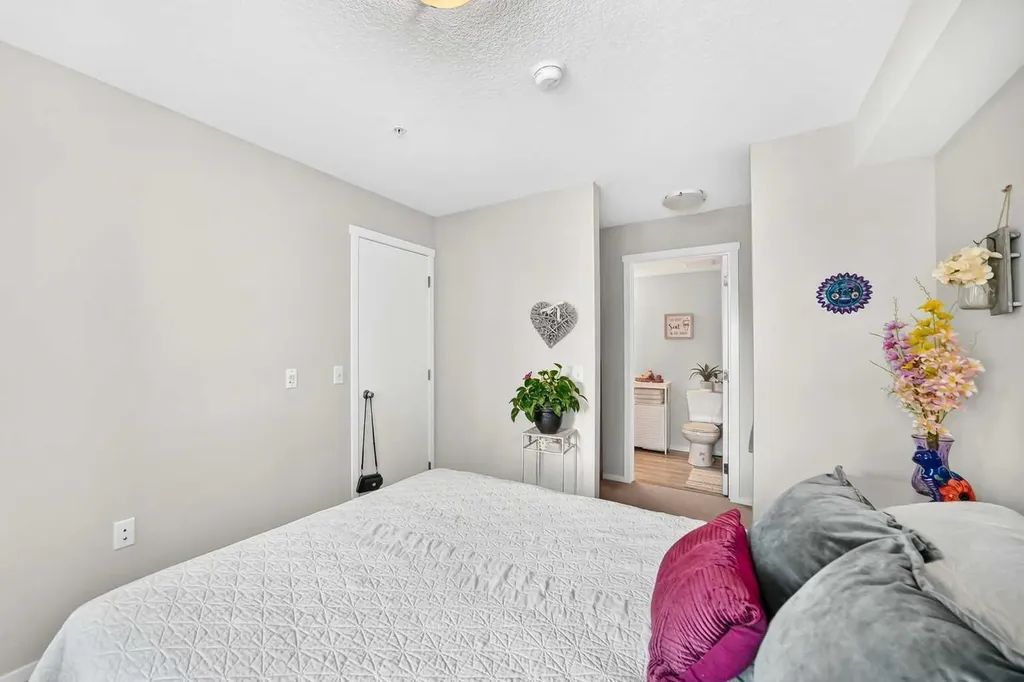 4641 128 Avenue NE Calgary AB T3N 1T4