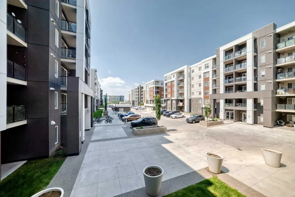 4641 128 Avenue NE Calgary AB T3N 1T4