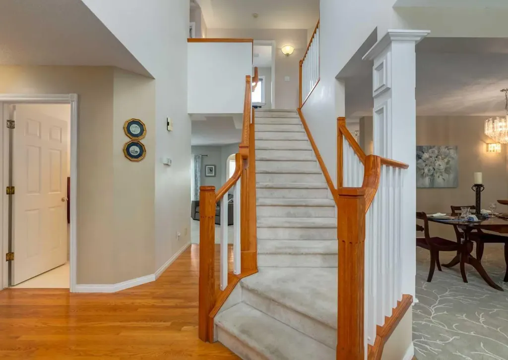 63 Arbour Lake Drive NW Calgary AB T3G 4A2