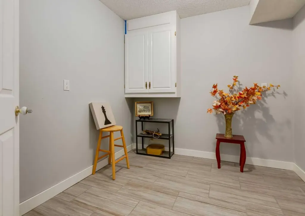 63 Arbour Lake Drive NW Calgary AB T3G 4A2