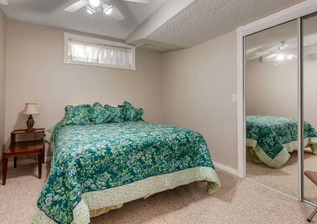 63 Arbour Lake Drive NW Calgary AB T3G 4A2