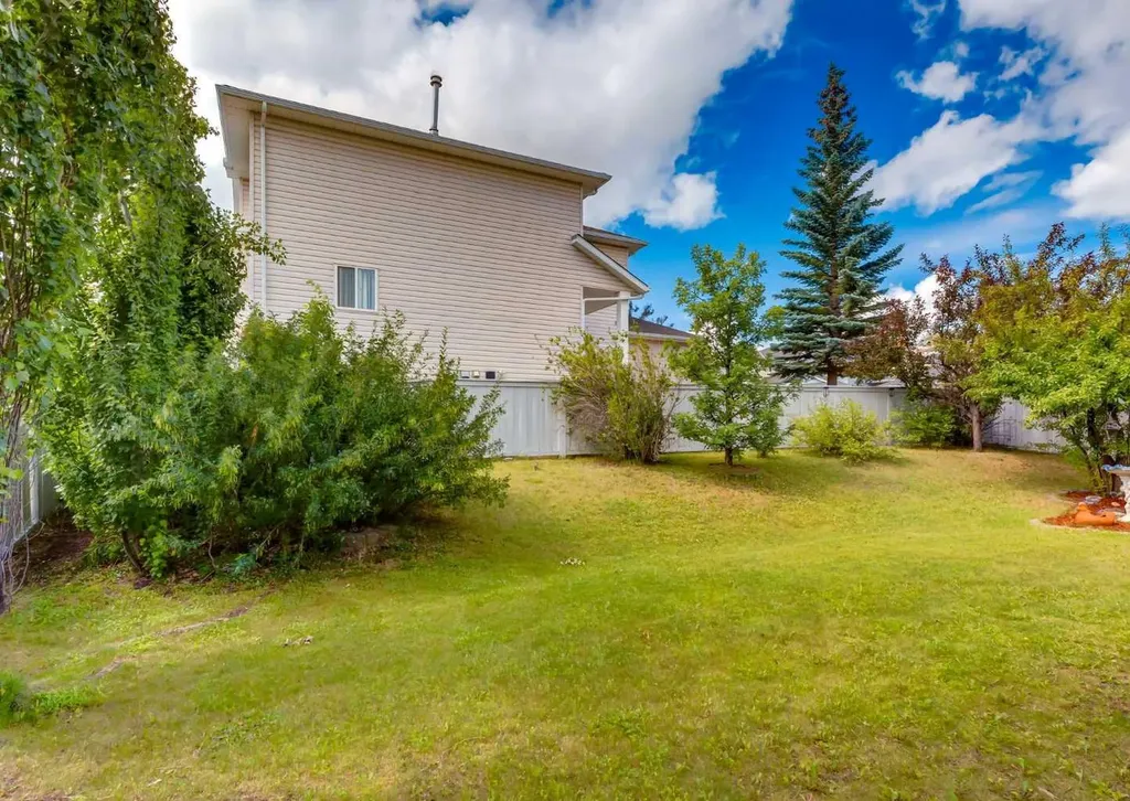 63 Arbour Lake Drive NW Calgary AB T3G 4A2