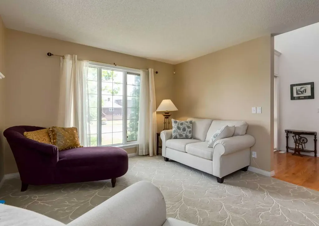 63 Arbour Lake Drive NW Calgary AB T3G 4A2