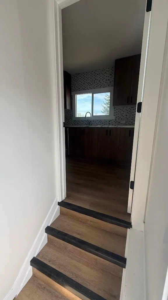 709 Centre Street Hanna AB T0J1P0