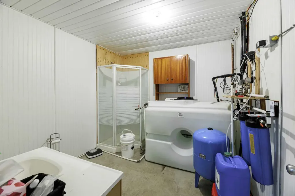 28342 Rr 283 Rural Red Deer County AB T4S 2B6