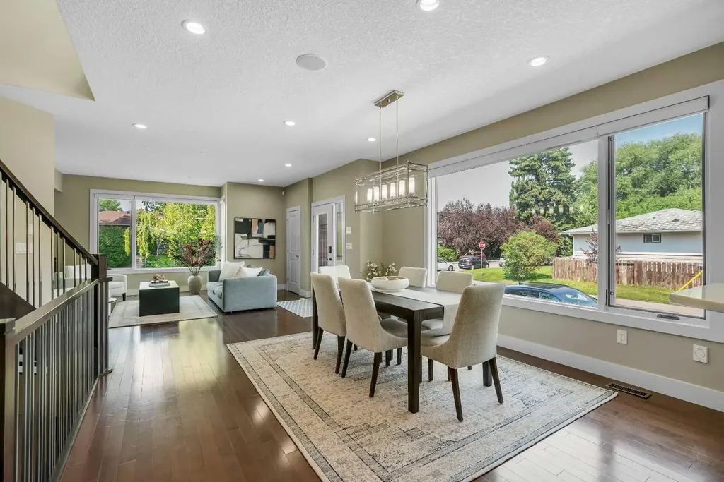 1721 44 Avenue SW Calgary AB T2T 5M4