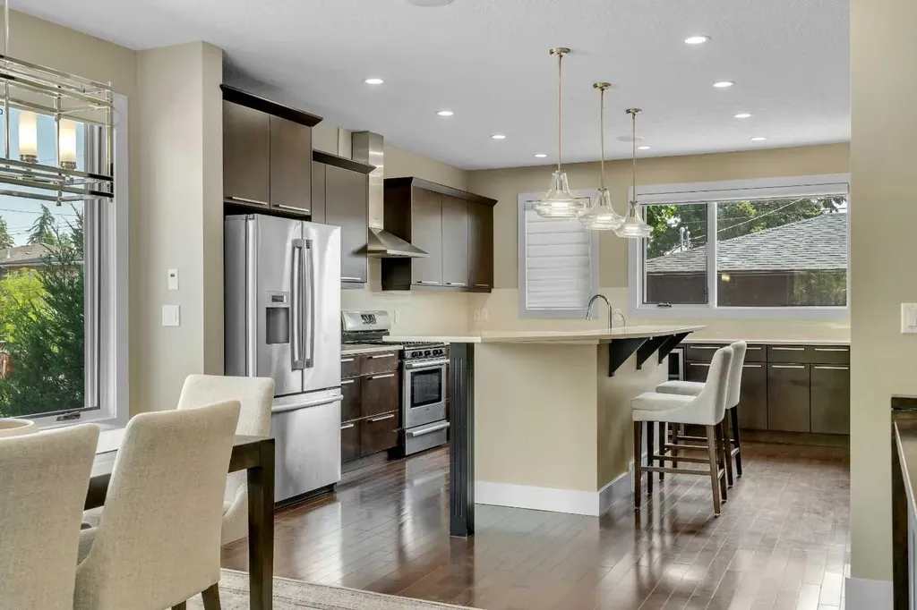 1721 44 Avenue SW Calgary AB T2T 5M4