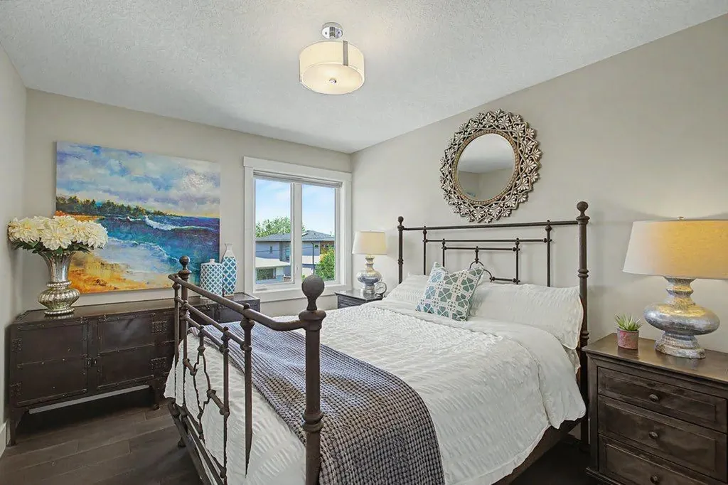 1355 Colgrove Avenue NE Calgary AB T2E 5C3