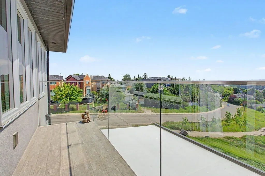 1355 Colgrove Avenue NE Calgary AB T2E 5C3