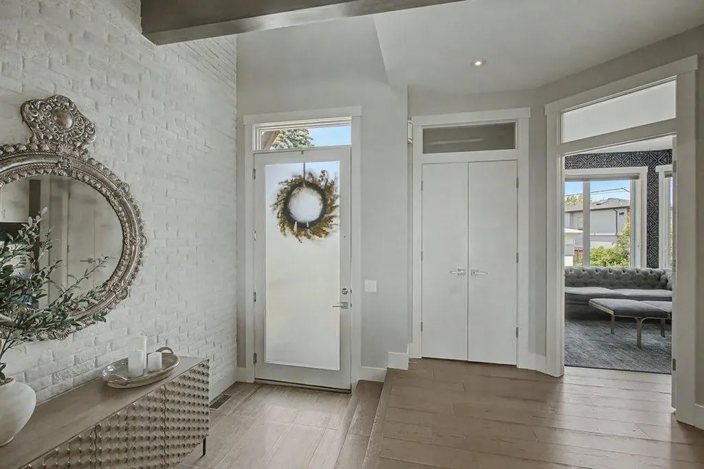 1355 Colgrove Avenue NE Calgary AB T2E 5C3