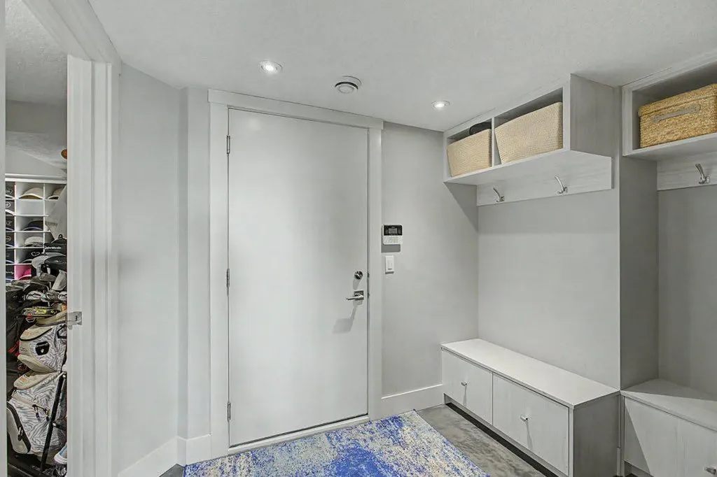 1355 Colgrove Avenue NE Calgary AB T2E 5C3