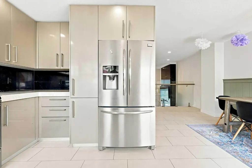1530 Bayside Avenue SW Airdrie AB T4B4B5