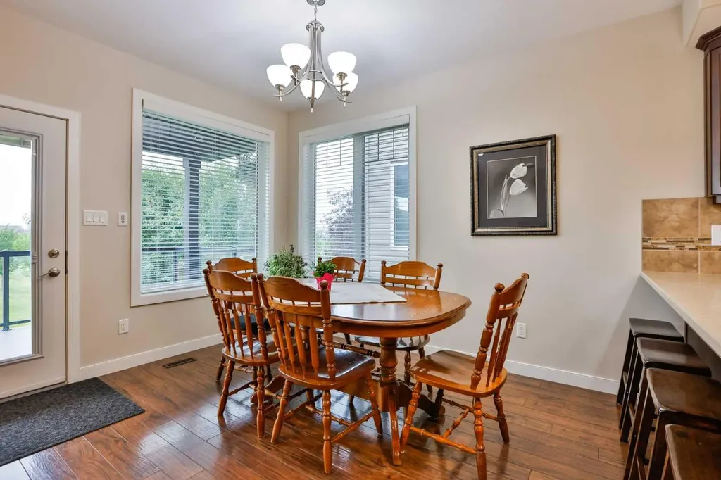 1577 Coalbanks Boulevard W Lethbridge AB T1J 4H6