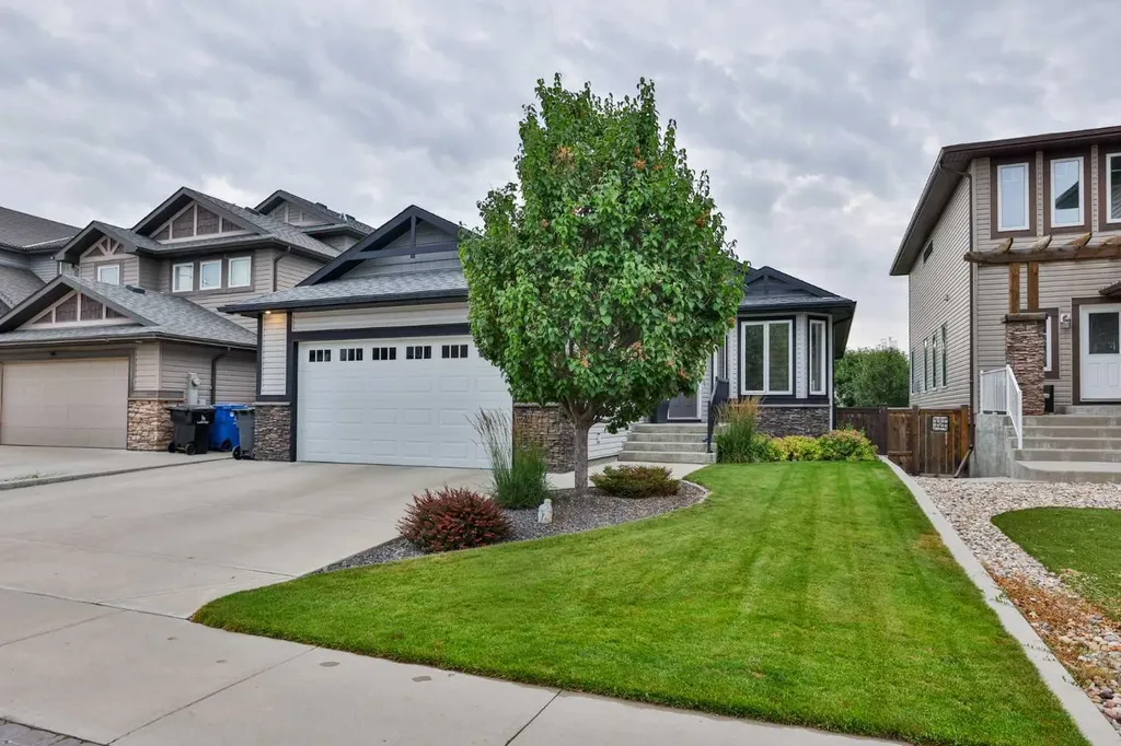 1577 Coalbanks Boulevard W Lethbridge AB T1J 4H6
