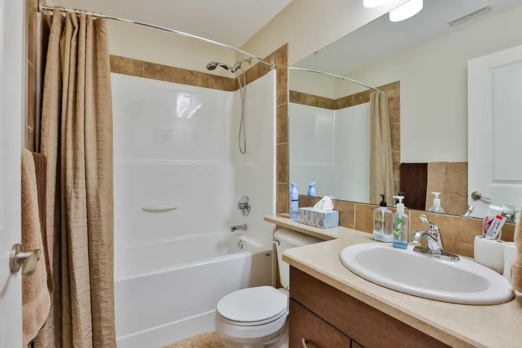 1577 Coalbanks Boulevard W Lethbridge AB T1J 4H6