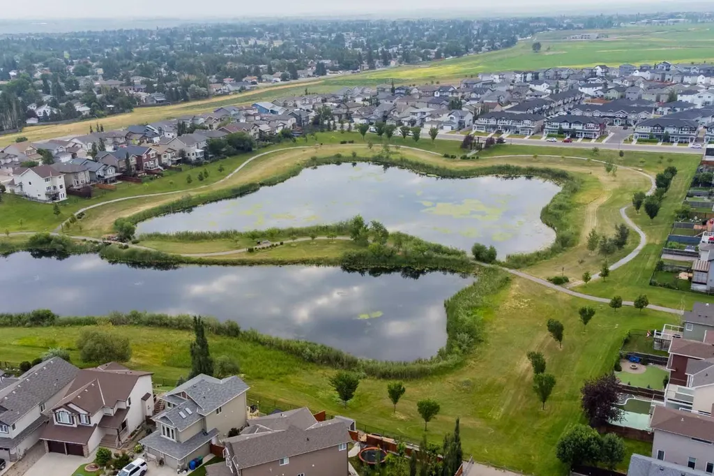1577 Coalbanks Boulevard W Lethbridge AB T1J 4H6