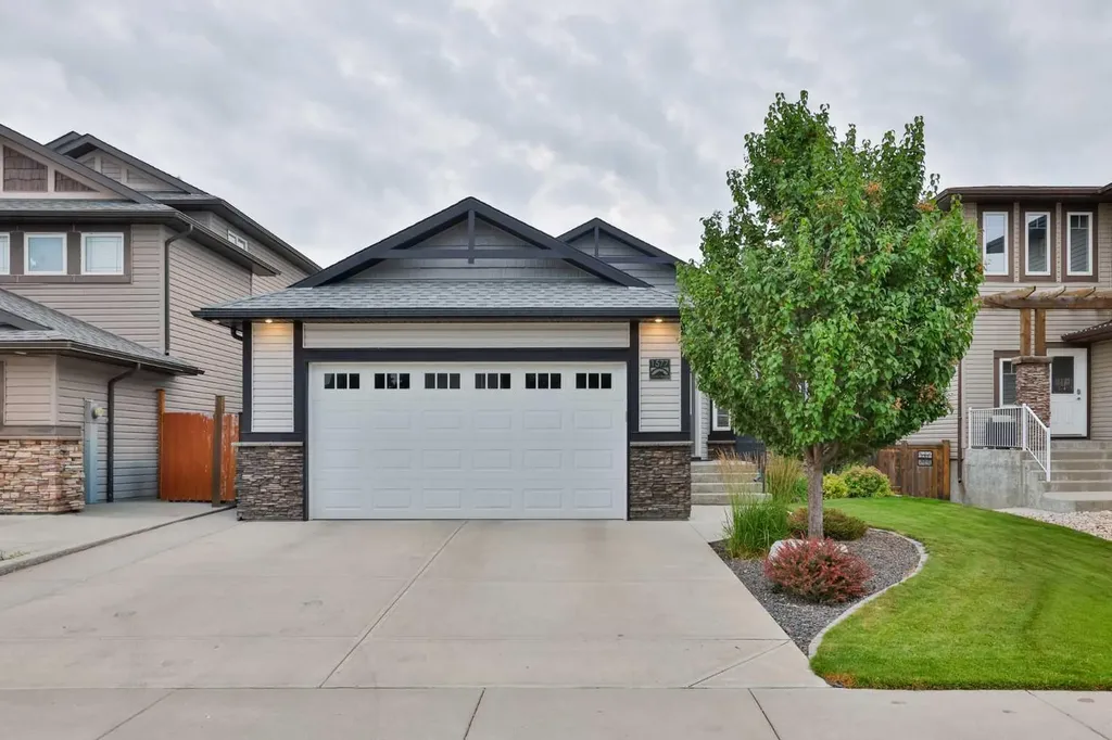 1577 Coalbanks Boulevard W Lethbridge AB T1J 4H6