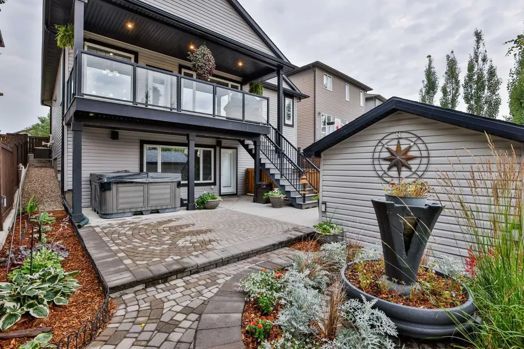 1577 Coalbanks Boulevard W Lethbridge AB T1J 4H6