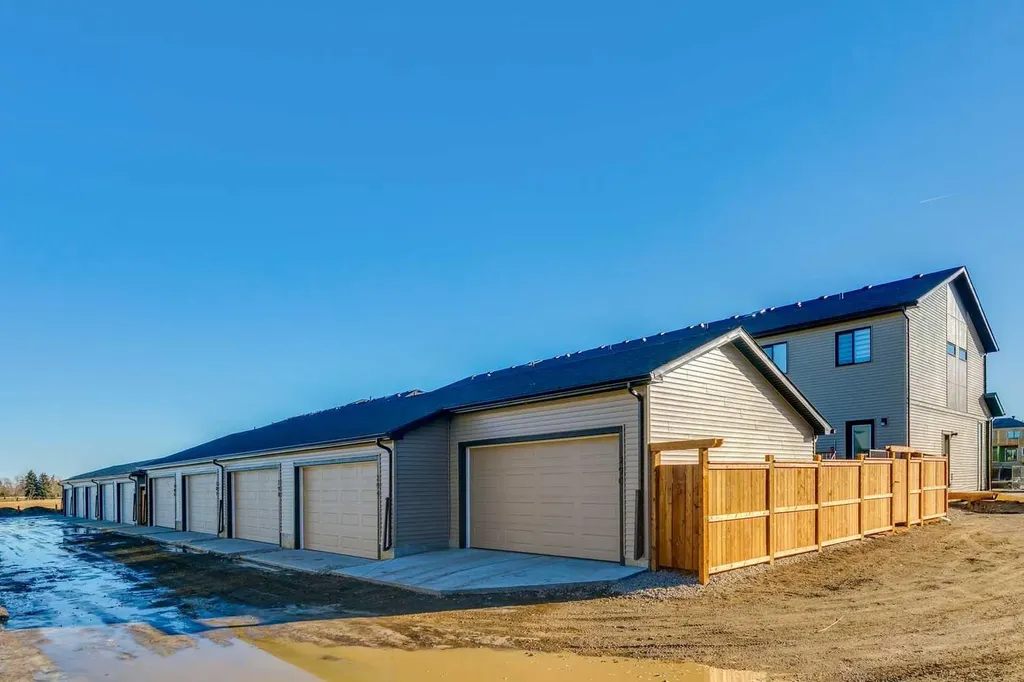 294 Belvedere Avenue SE Calgary AB T2A 8A1