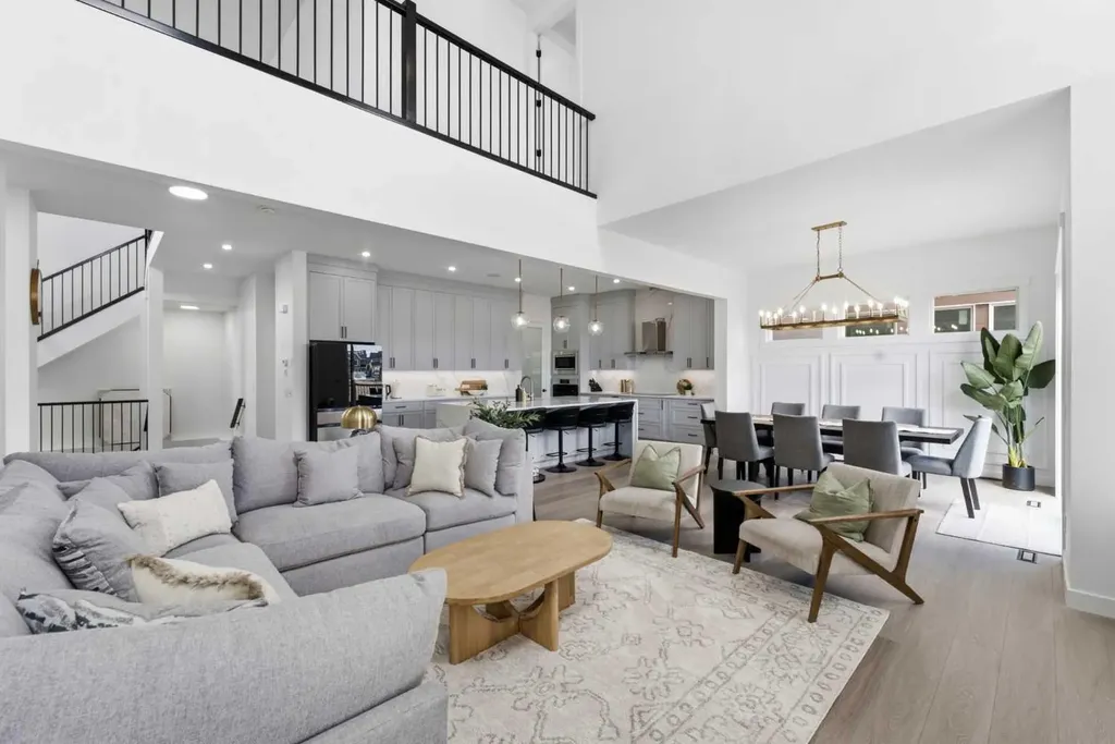 76 Legacy Woods Crescent SE Calgary AB T2X 2G5