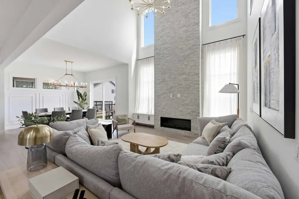 76 Legacy Woods Crescent SE Calgary AB T2X 2G5