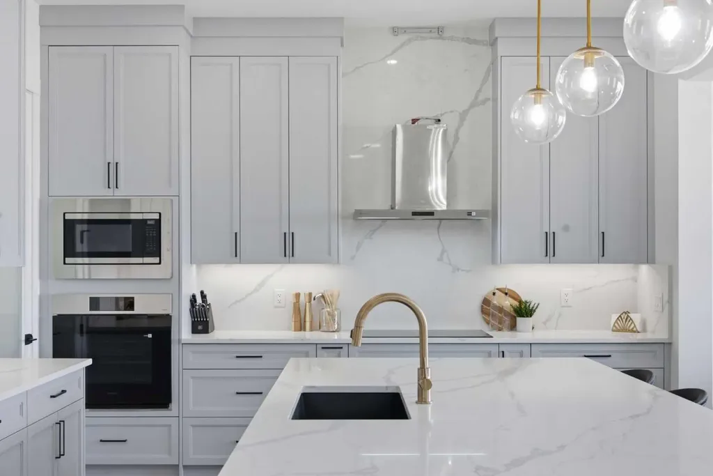 76 Legacy Woods Crescent SE Calgary AB T2X 2G5