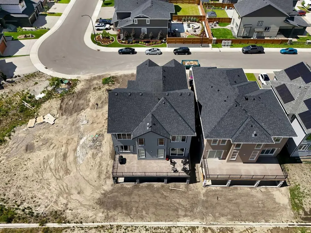 76 Legacy Woods Crescent SE Calgary AB T2X 2G5
