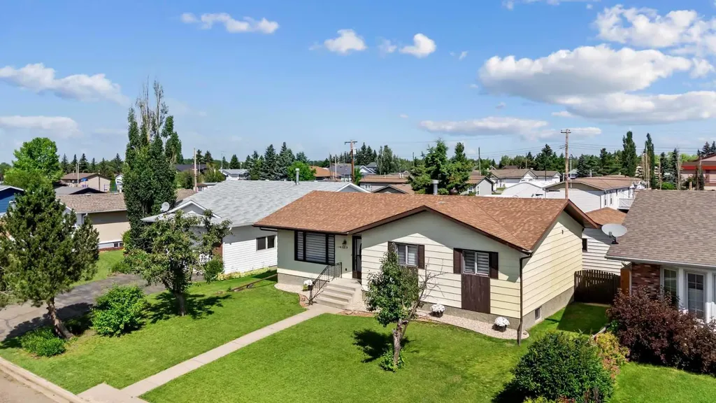 5413 48 Avenue W Forestburg AB T0B 1N0