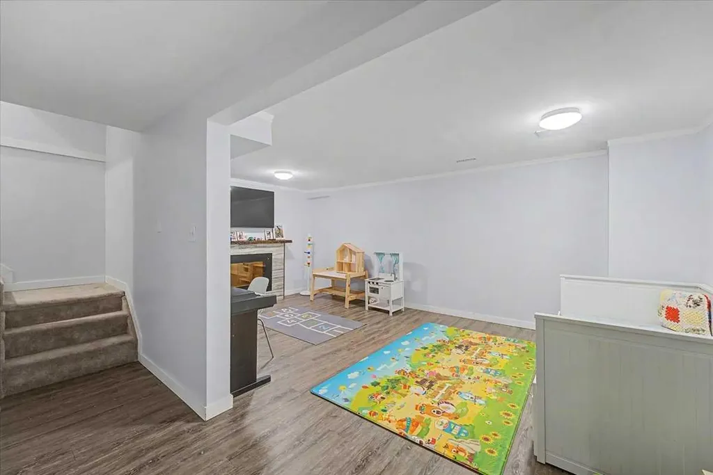 210 86 Avenue SE Calgary AB T2H 1N6