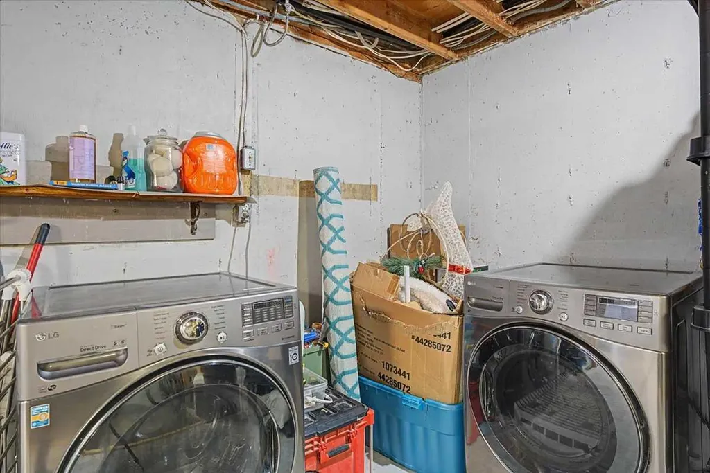 210 86 Avenue SE Calgary AB T2H 1N6