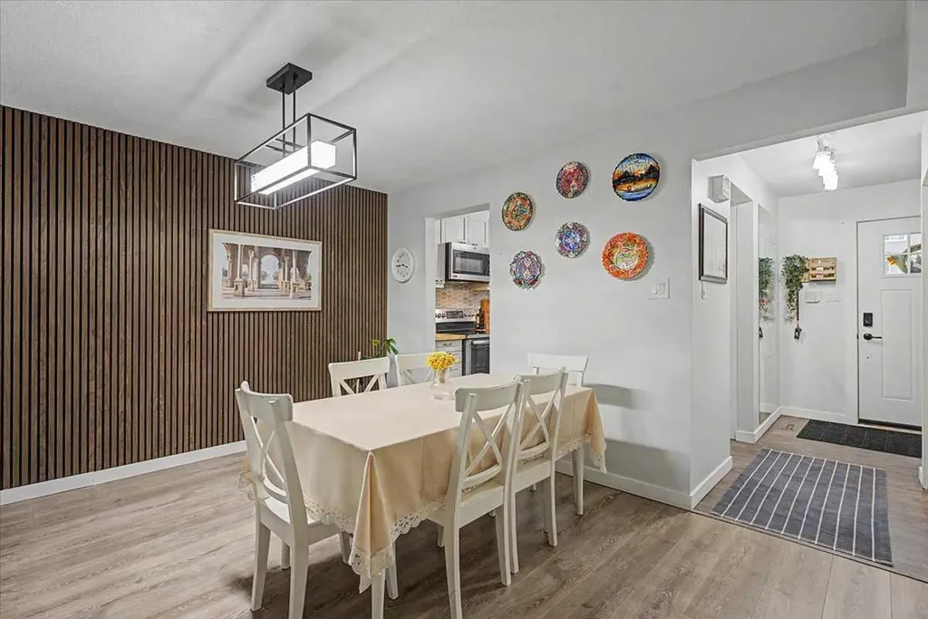 210 86 Avenue SE Calgary AB T2H 1N6