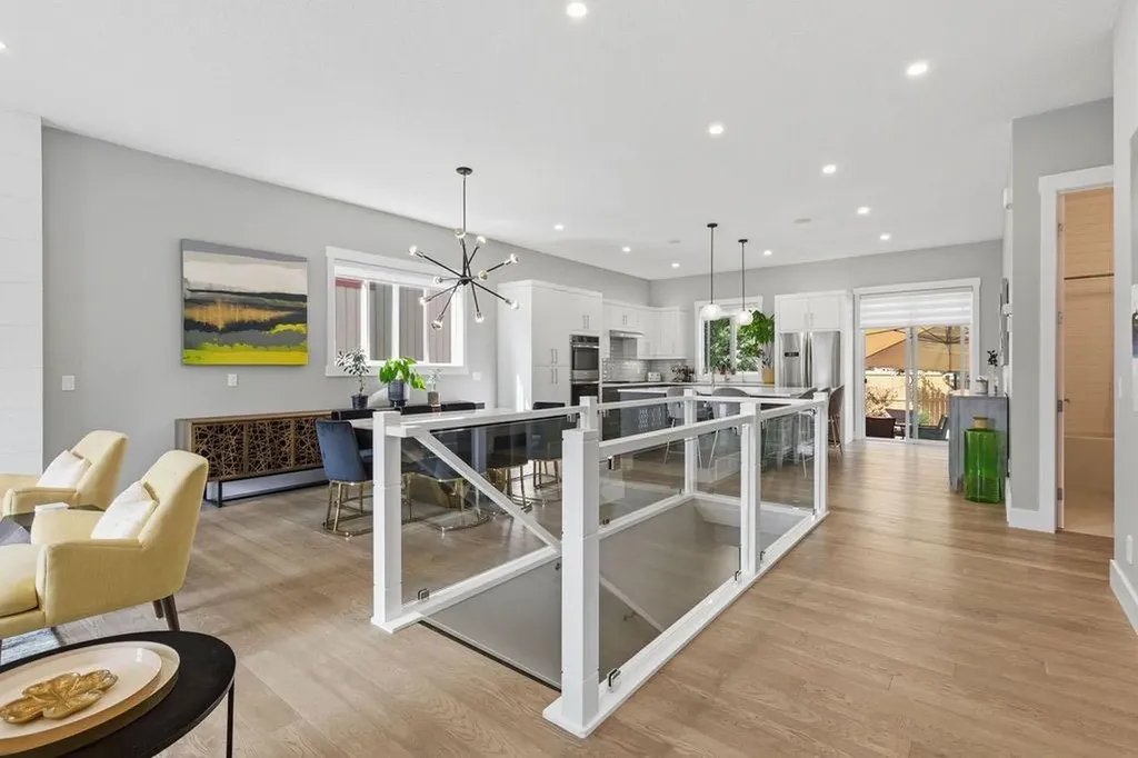 223 Oakland Place SW Calgary AB T2V 4G4