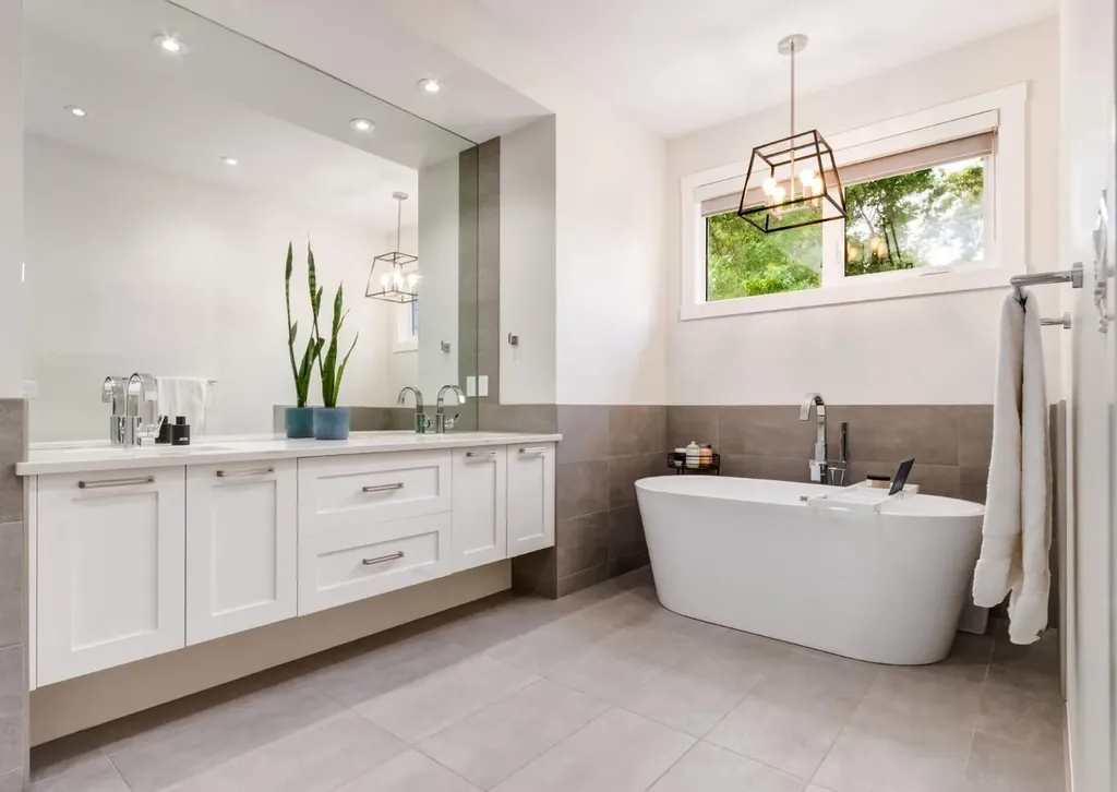 508 14 Avenue NE Calgary AB T2E 1E7