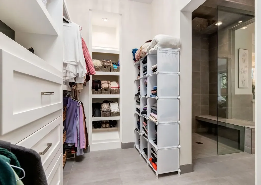 508 14 Avenue NE Calgary AB T2E 1E7