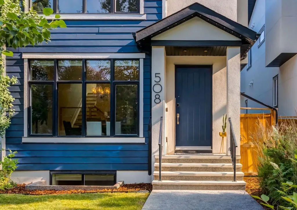 508 14 Avenue NE Calgary AB T2E 1E7