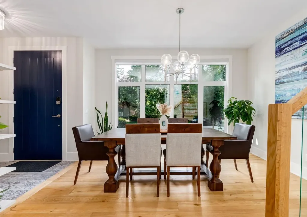 508 14 Avenue NE Calgary AB T2E 1E7