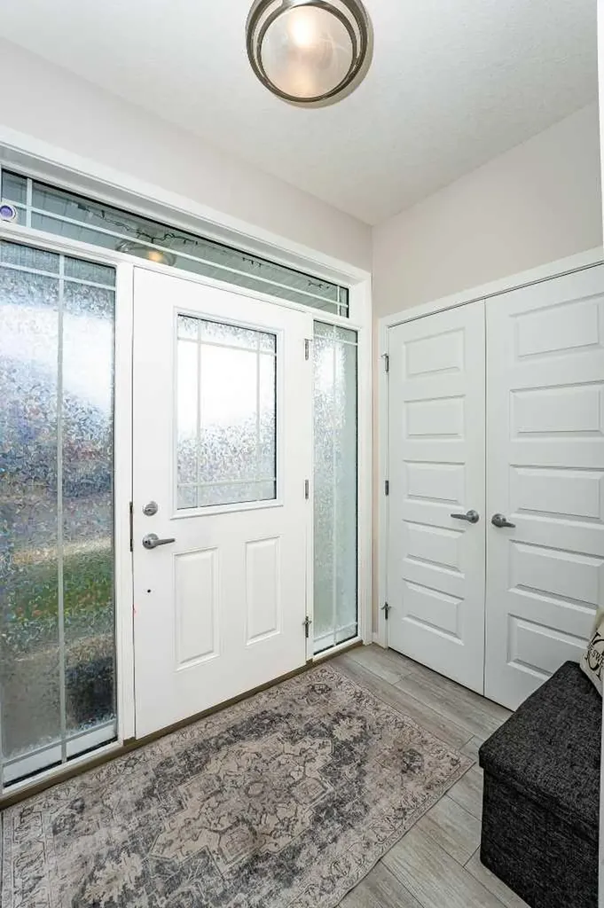 717 Windrow Manor SW Airdrie AB T4B 5H6
