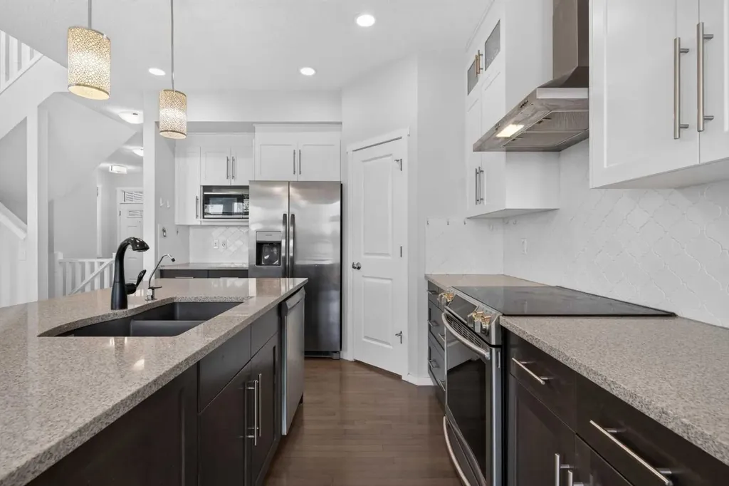80 Nolancrest Green NW Calgary AB T3R0V8