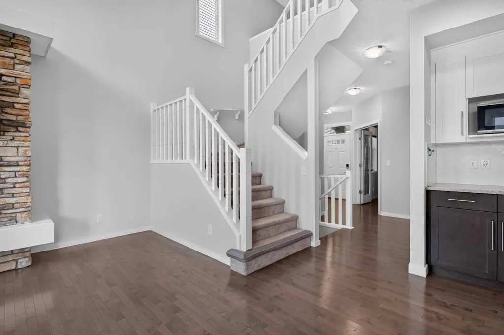 80 Nolancrest Green NW Calgary AB T3R0V8