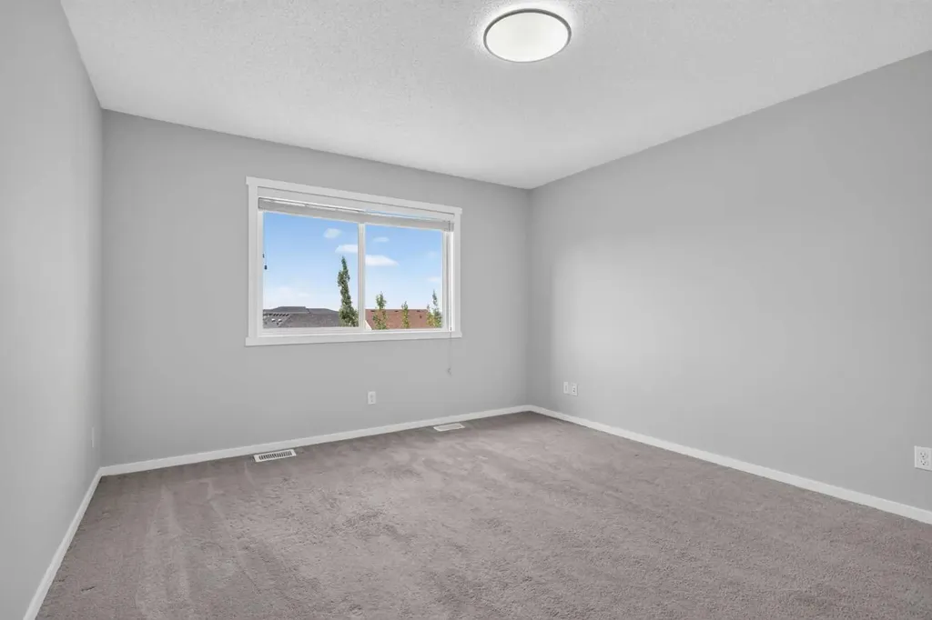 80 Nolancrest Green NW Calgary AB T3R0V8