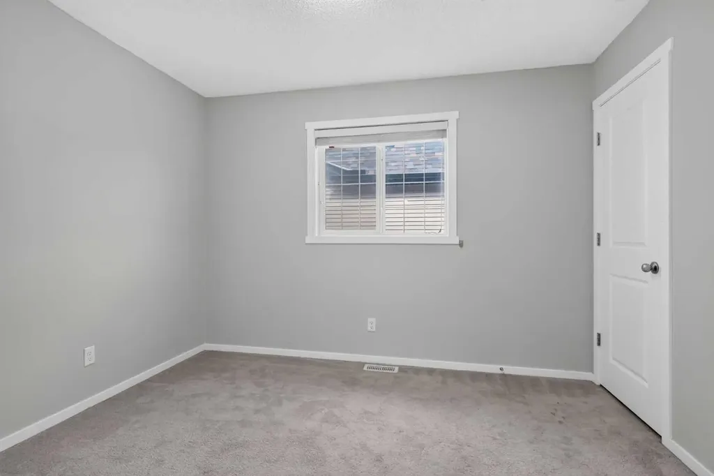 80 Nolancrest Green NW Calgary AB T3R0V8