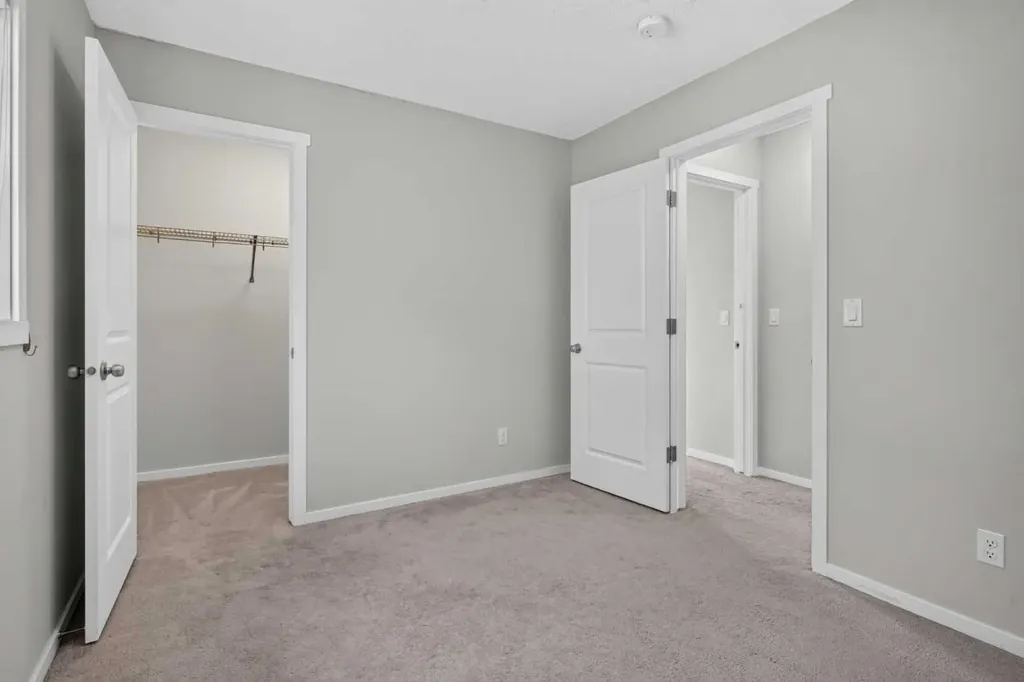 80 Nolancrest Green NW Calgary AB T3R0V8