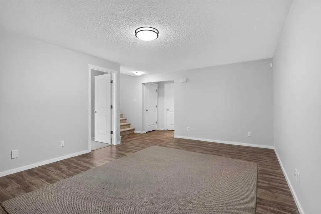80 Nolancrest Green NW Calgary AB T3R0V8